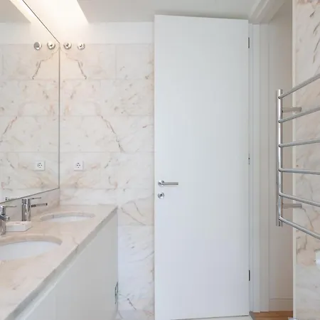Flh Chiado Flat Lägenhet *